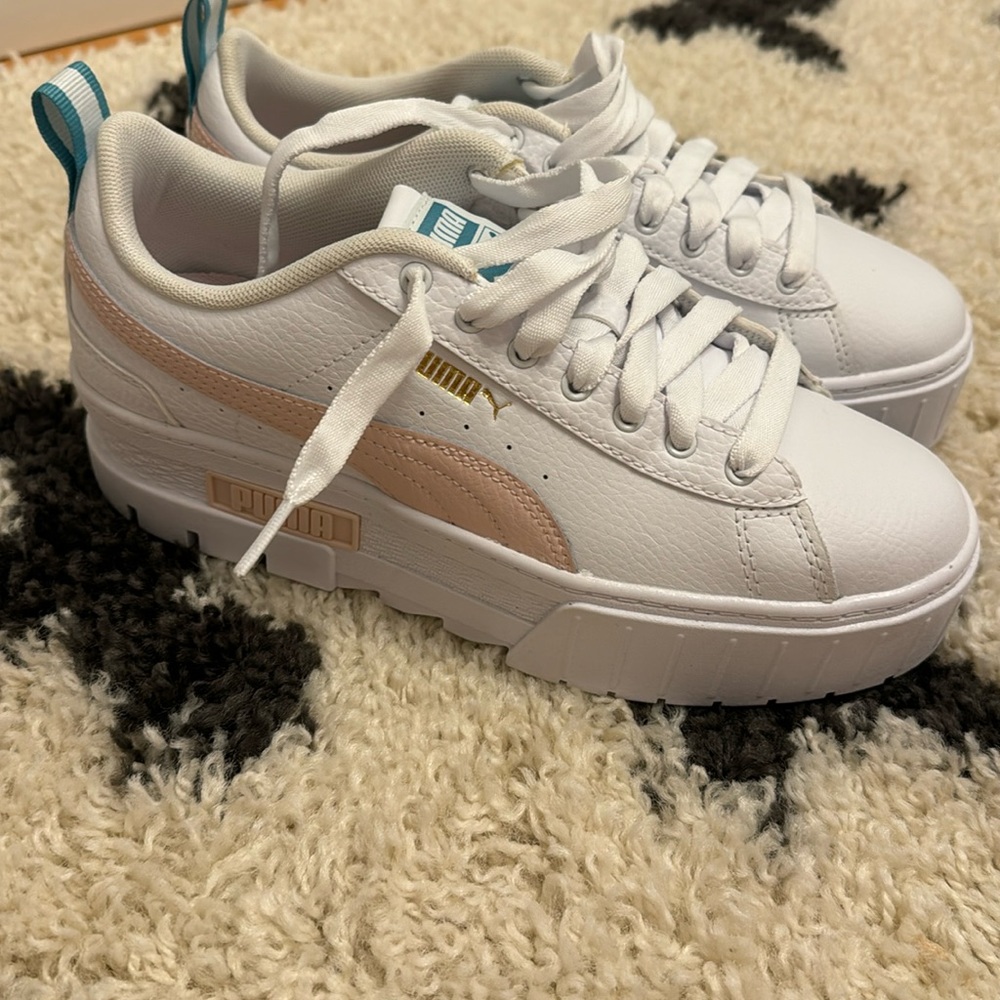 Puma sneakers